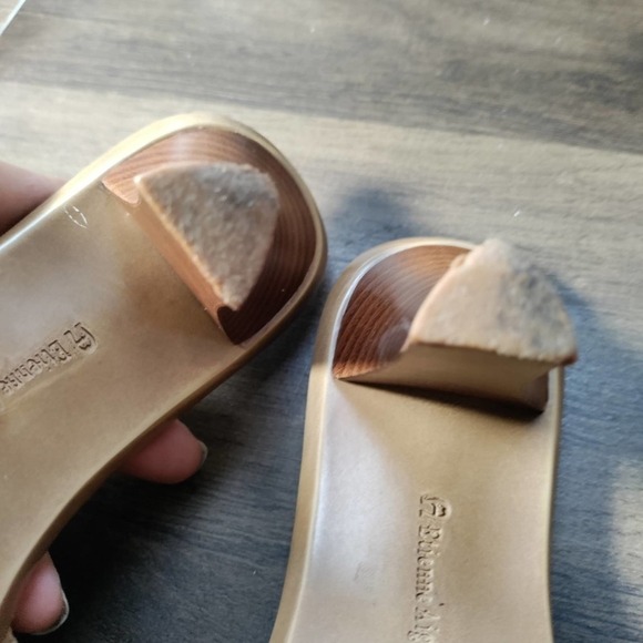 Etienne Aigner size 8 tan color slip-on heeled sandals 2.5" heels - Picture 9 of 9